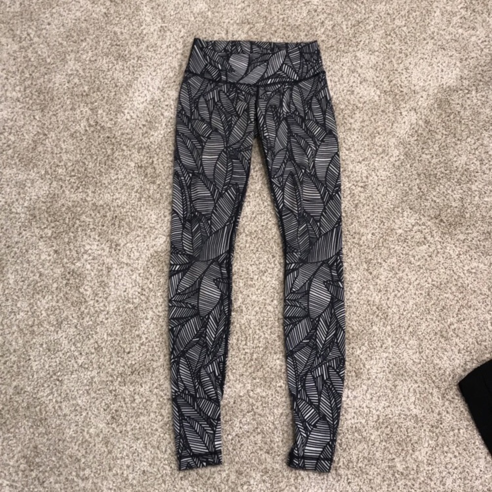 Lululemon Leggings size 4